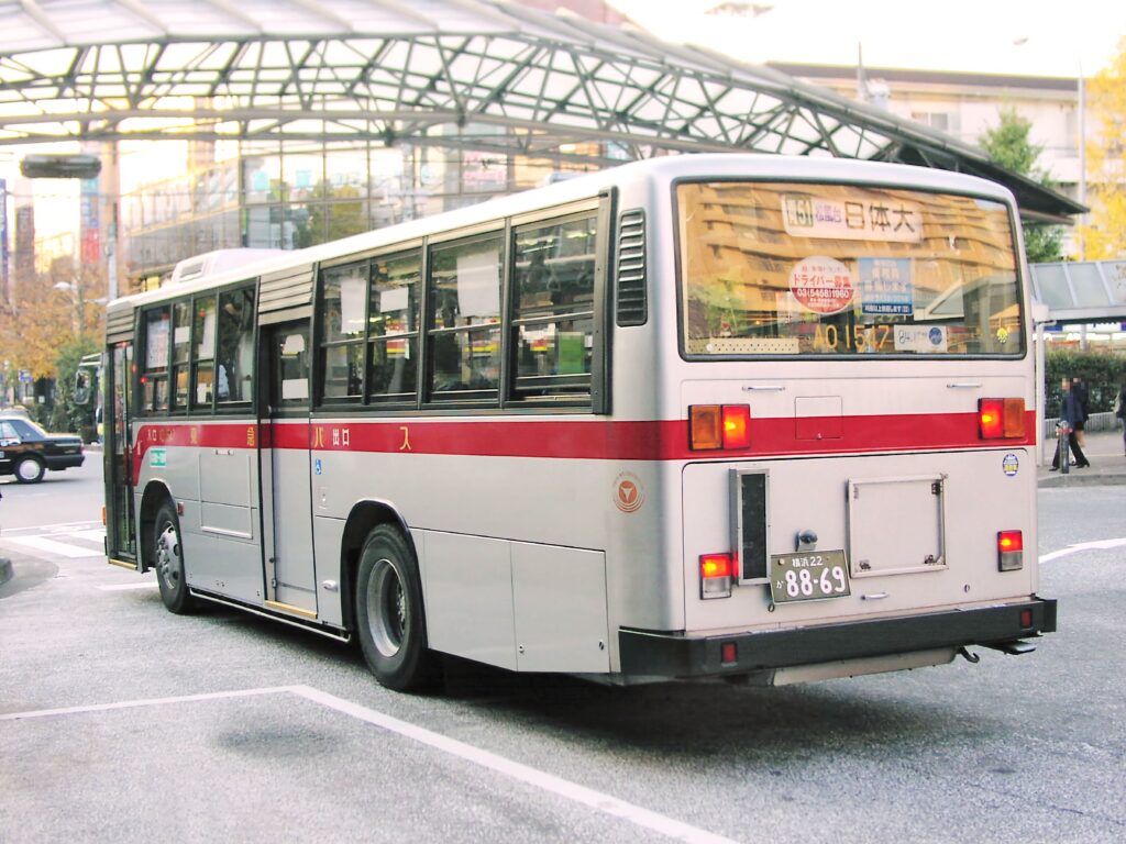 2004年12月1日 青葉台駅にて