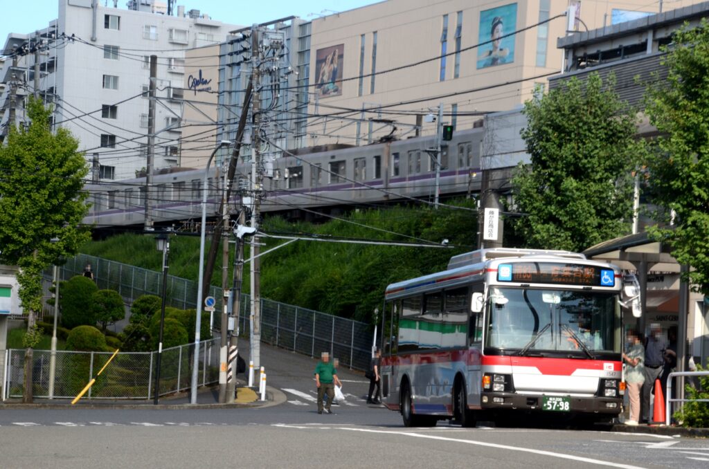 2026年8月4日　藤が丘駅にて