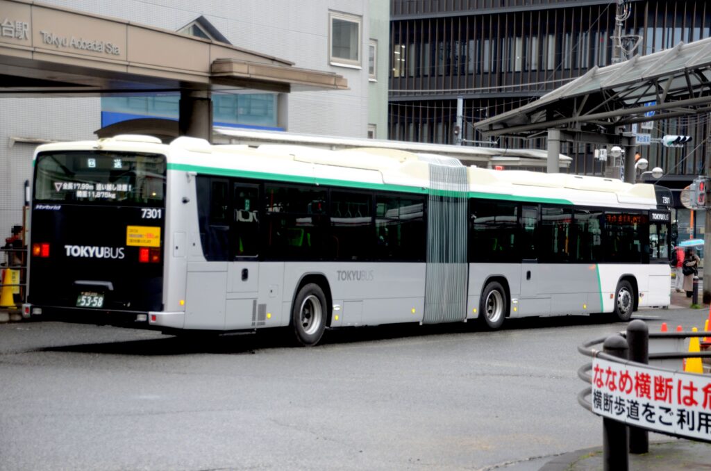 2024年4月5日　青葉台駅にて